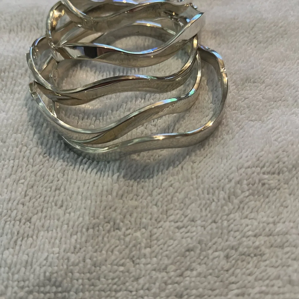 REDUCED*Silver 925 Bangles -5 Bracelets. New No scratches. Break away bangle - Picture 2 of 9